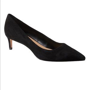 Banana Republic Kitten Heel Pump